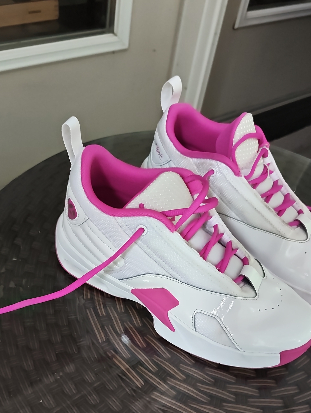 Nike Jordan Max Aura 6 White and Hot Pink Low-Top Athletic Sneakers